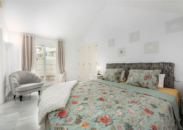 Puerto Banus Penthouse Duplex Corner Apartment